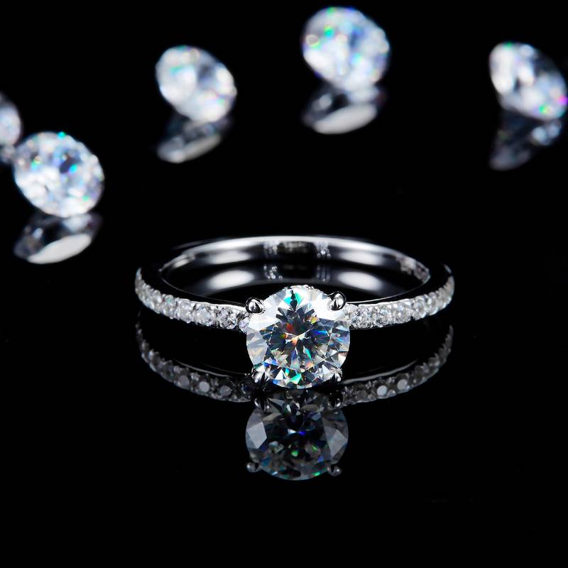 单头Women's RingS925银镀白金定制选款主石Moissanite1.0ct/副石高碳钻