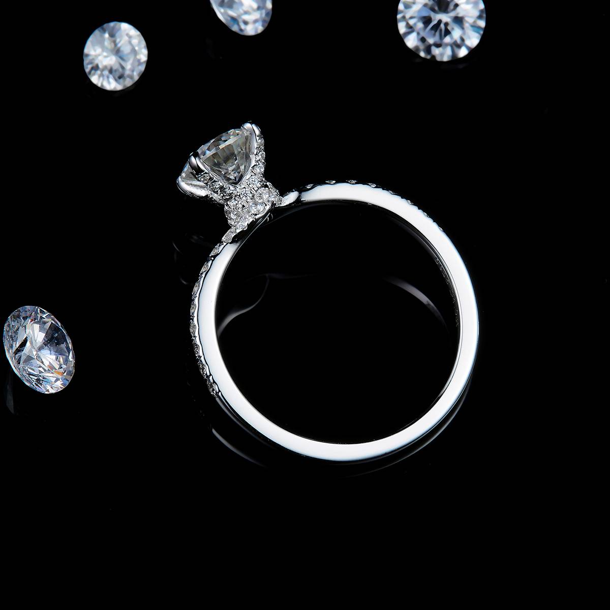 Single Head Women's Ring S925 Silver Plated Platinum Customized Selection Main Stone Moissanite 1.0ct/Side Stone Cubic Zirconia