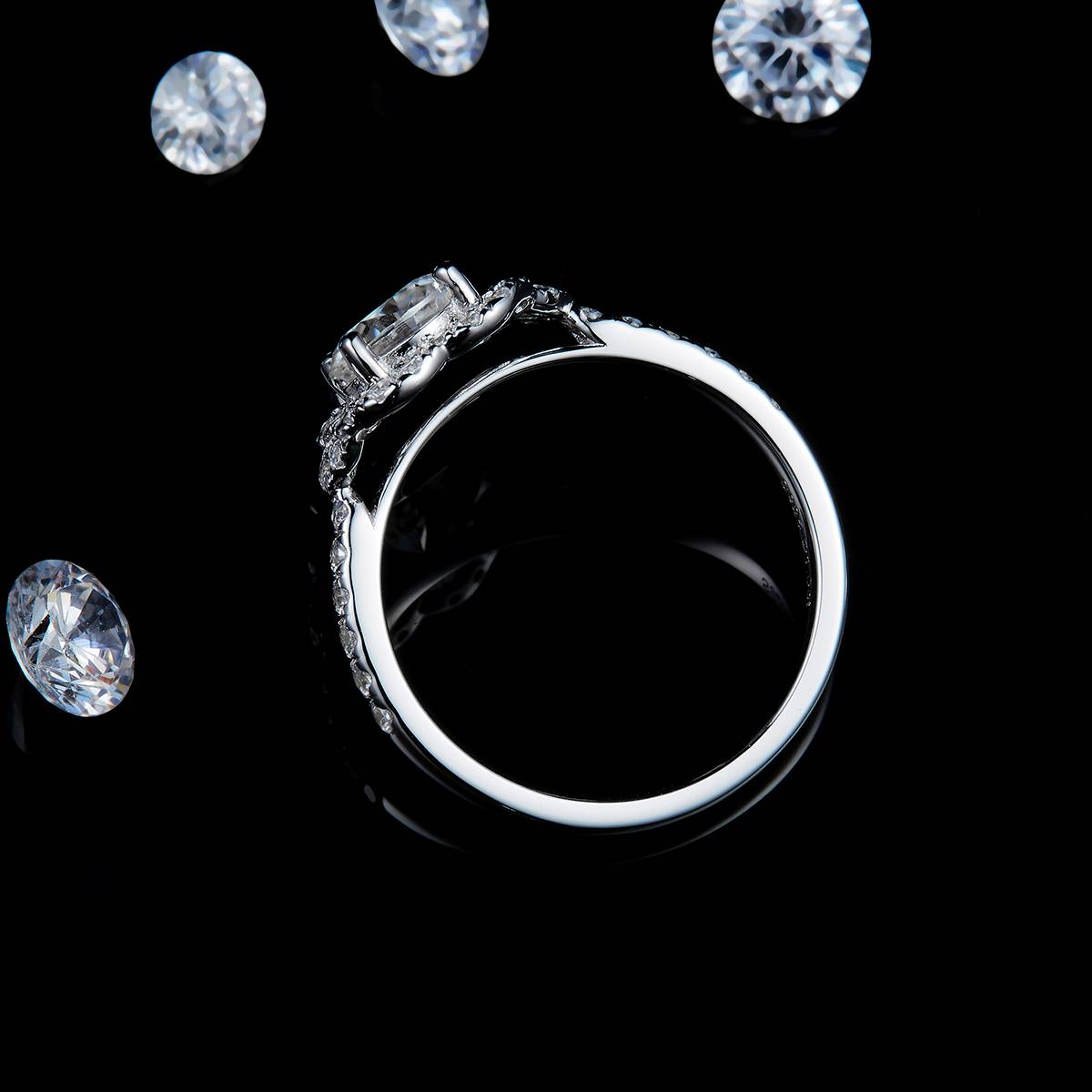 Single Head Women's Ring S925 Silver Plated Platinum Customized Selection Main Stone Moissanite 1.0ct/Side Stone Cubic Zirconia