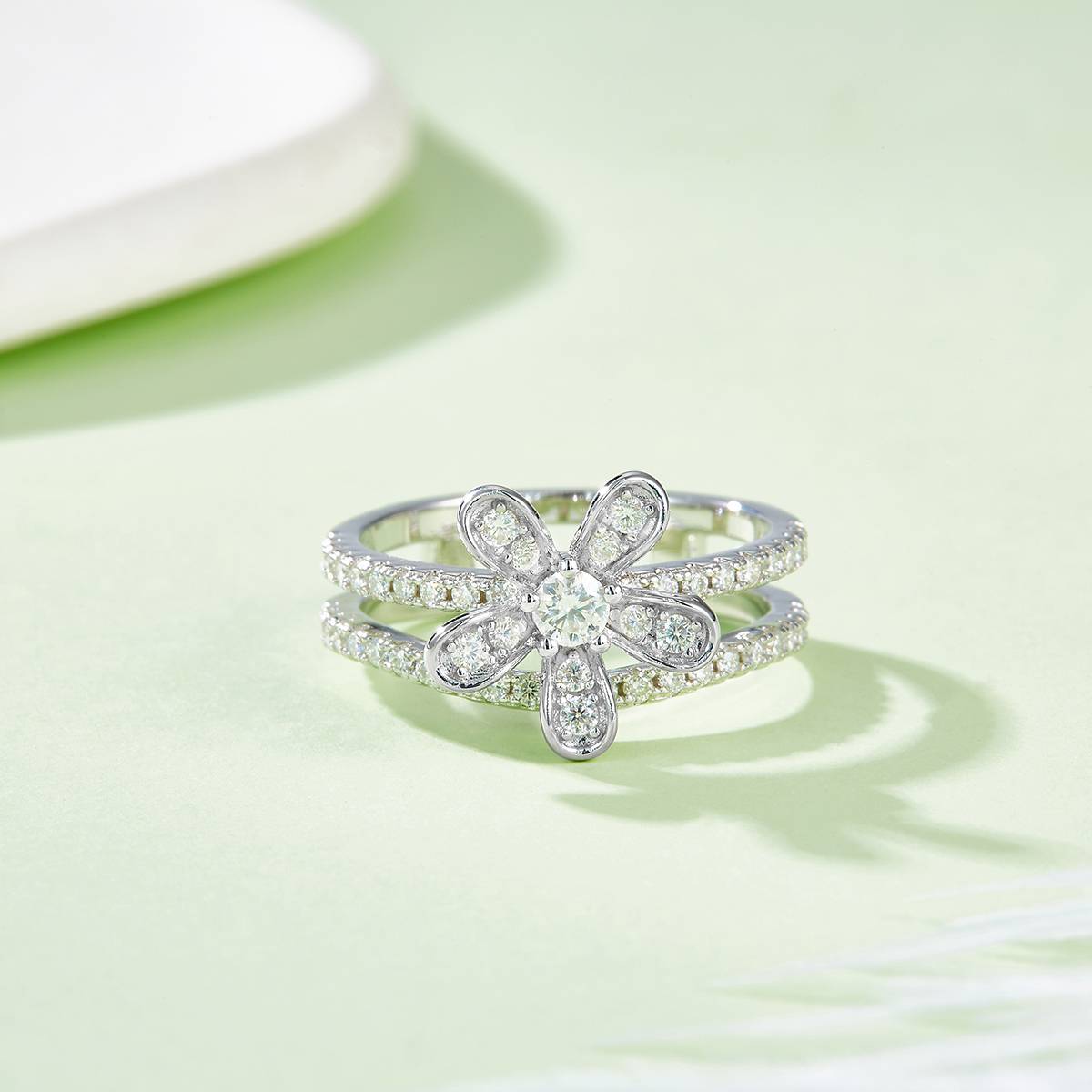 R241127042款S925银镀18K白金花朵MoissaniteWomen's Ring主石3.5mm