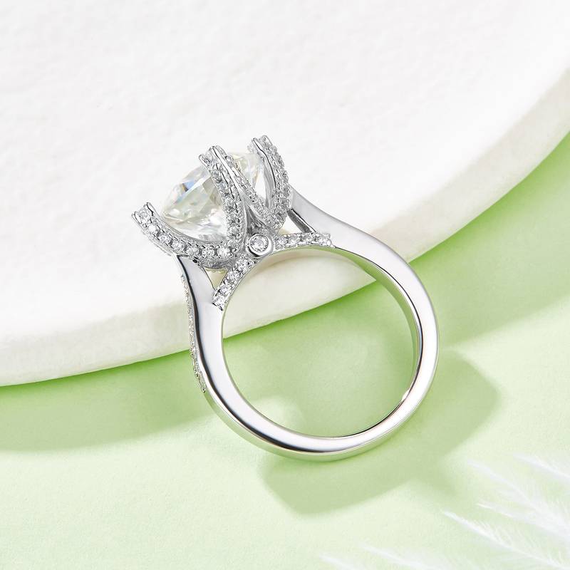 R250322018款S925银镀18K白金枕形MoissaniteWomen's Ring主石4.0ct/9.0mm