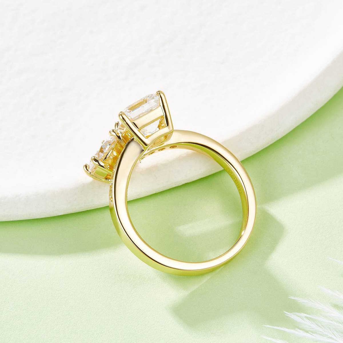 R240927026款S925银镀18K黄金阿斯切圆形双石款MoissaniteWomen's Ring3.0ct