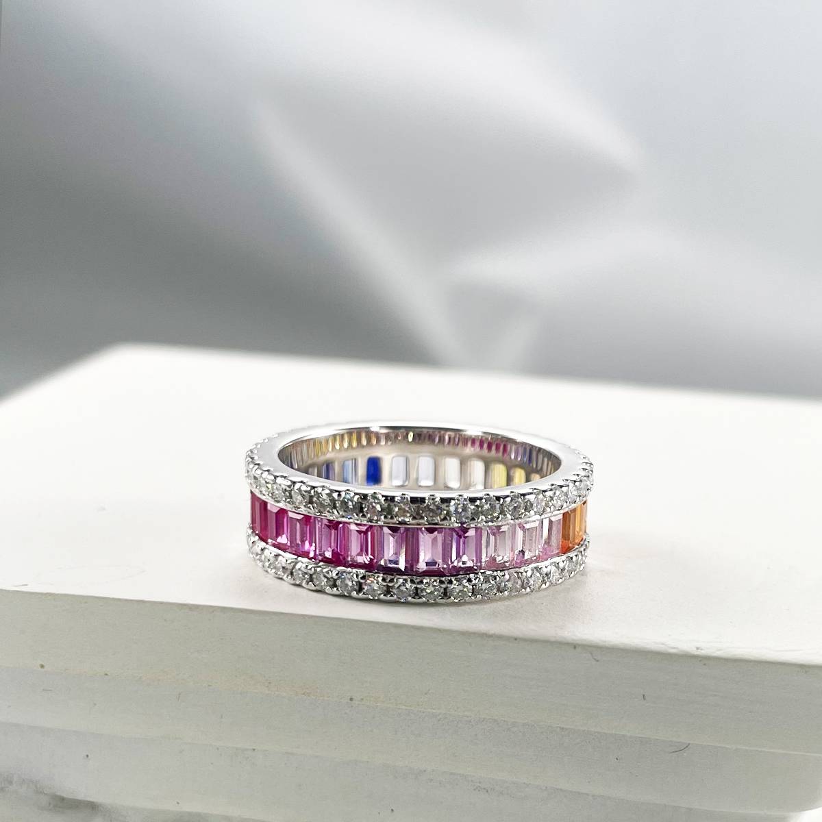 R230228007款S925银镀18K白金长方培育彩宝Moissanite彩虹Ring