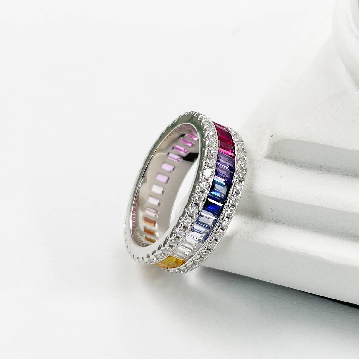 R230228007款S925银镀18K白金长方培育彩宝Moissanite彩虹Ring