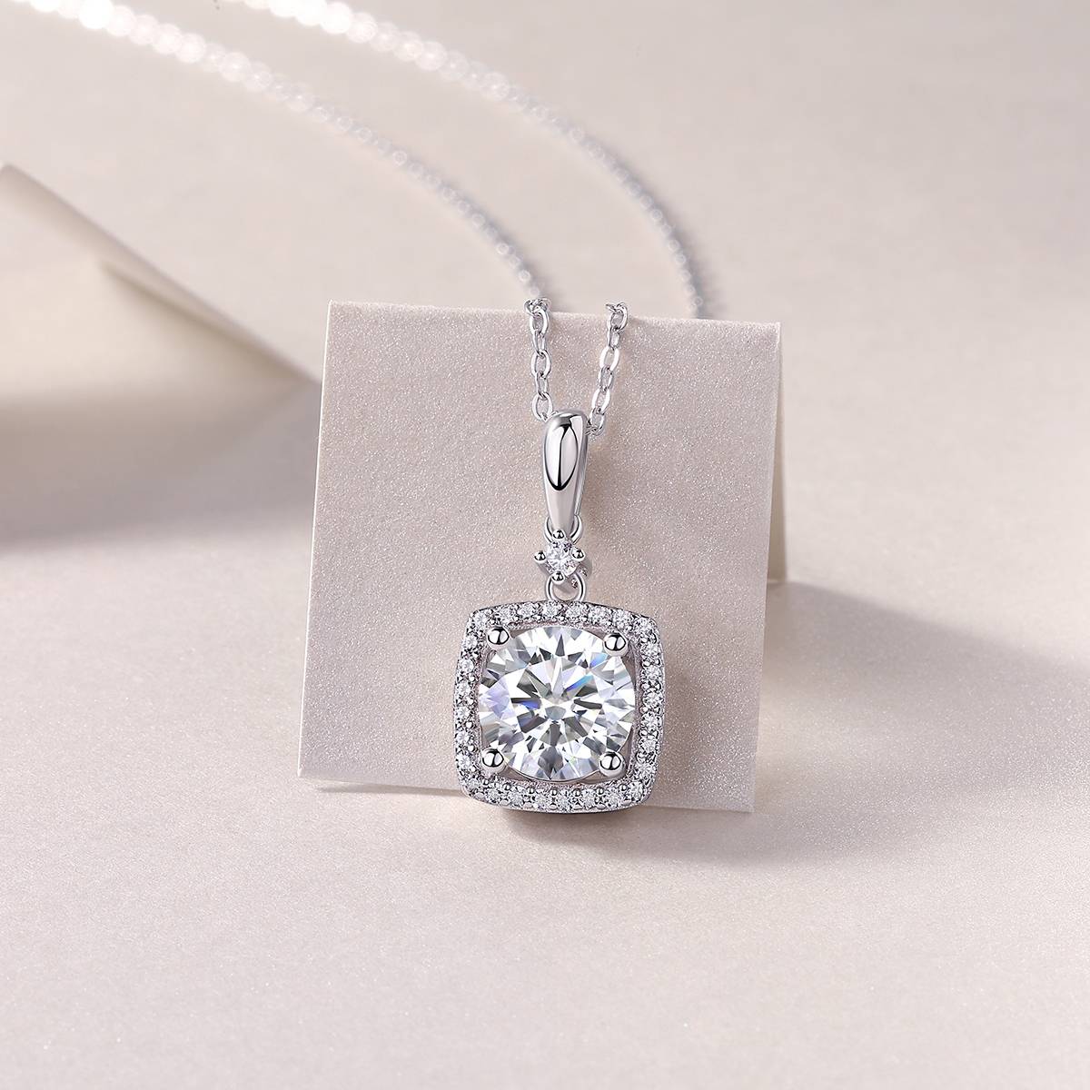 P13522-8.0款S925银镀18K白金简约高级莫桑钻项链2.0ct