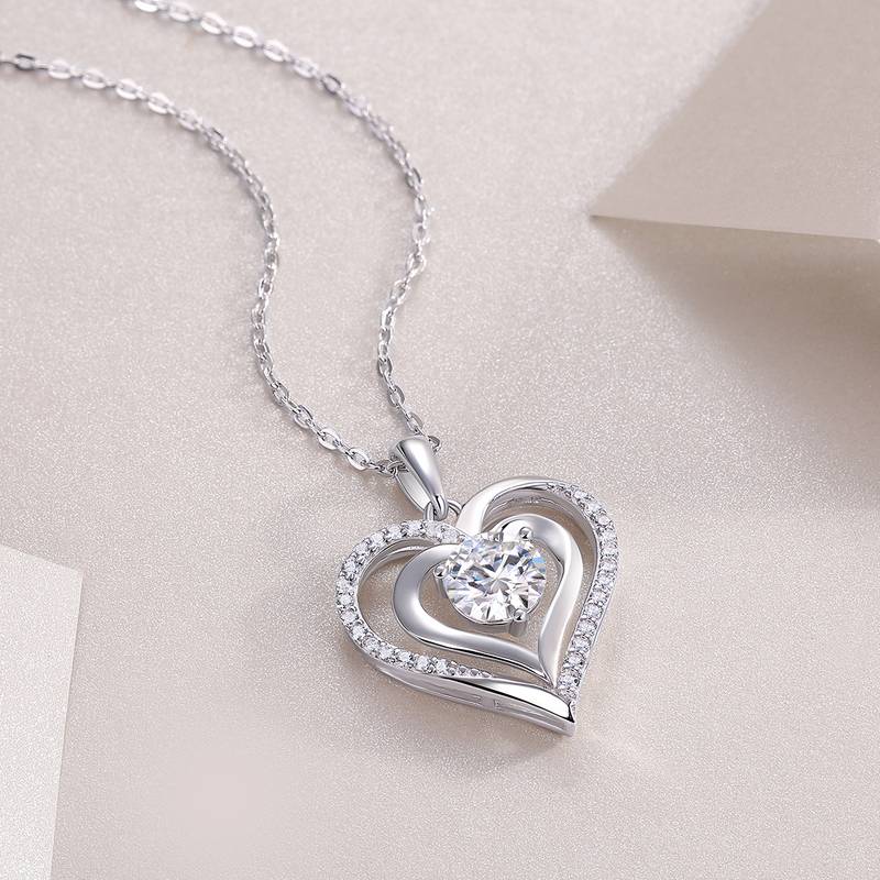 P13605-6.5款S925银镀18K白金圆形Moissanite双心Necklace1.0ct