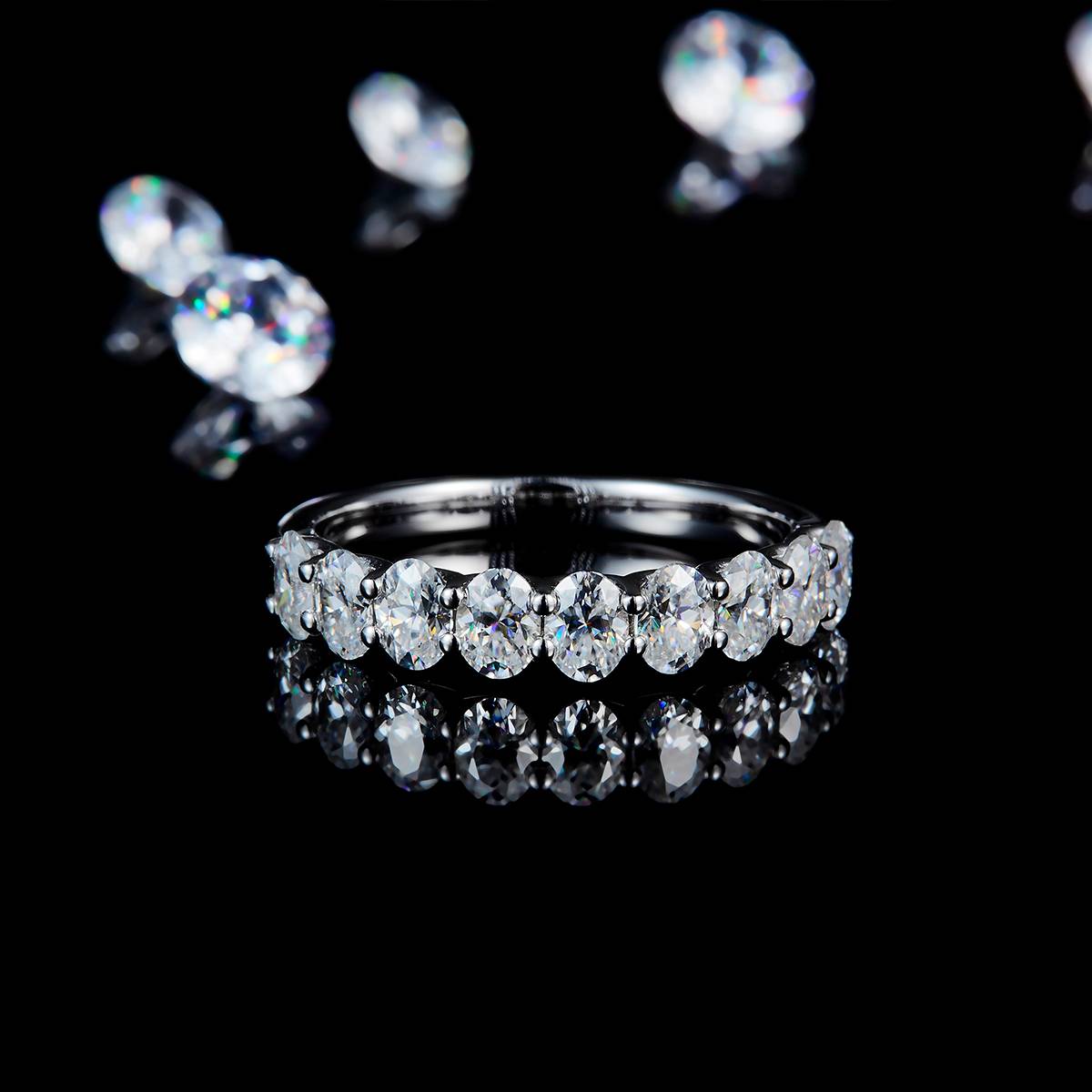 蛋形钻排戒S925银镀白金定制选款副石莫桑钻2.7ct