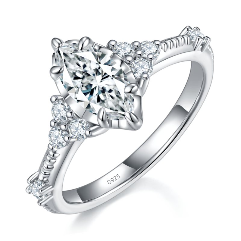 轻奢马眼钻女戒S925银镀白金定制选款主石莫桑钻1.0ct/副石高碳钻