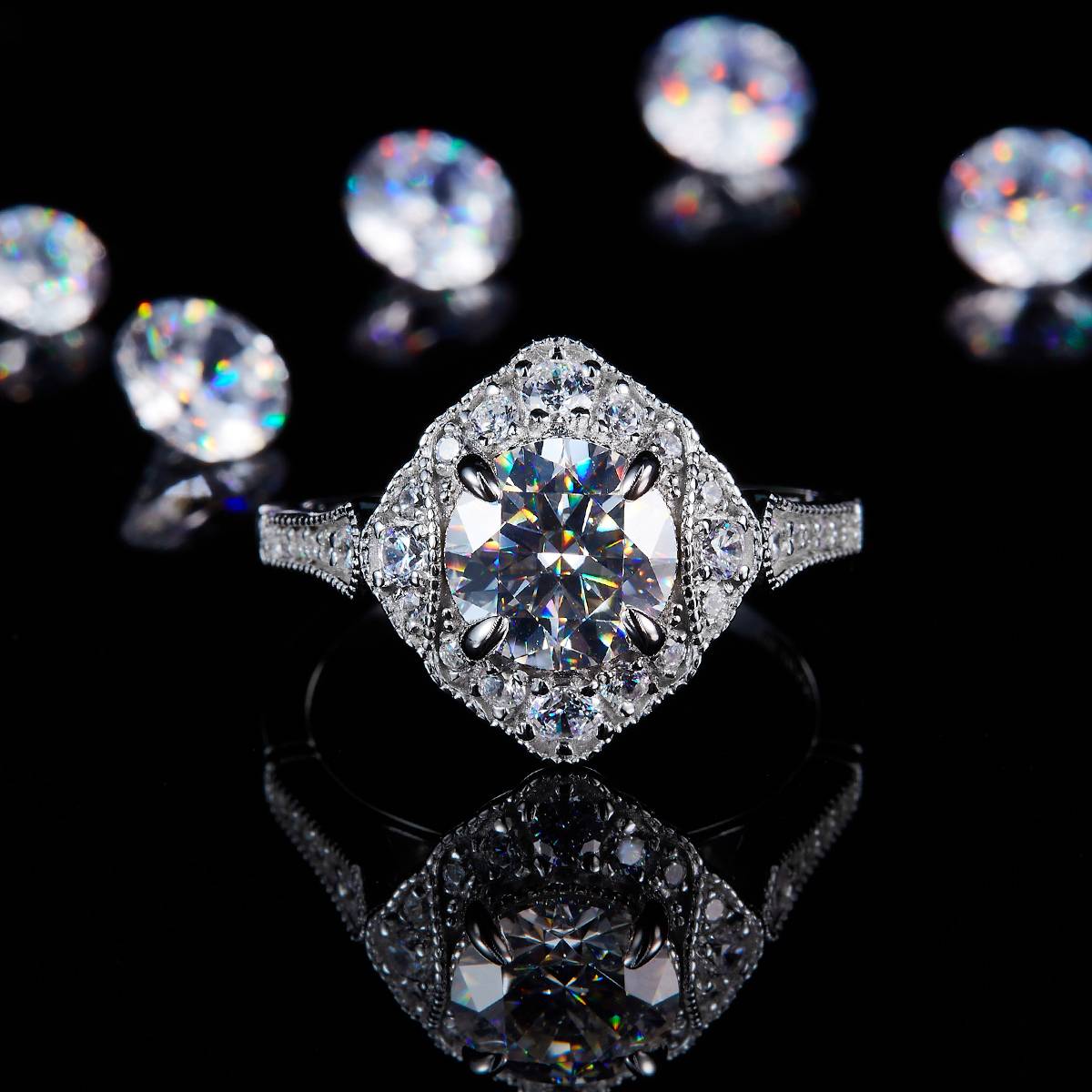 轻奢方包圆钻女戒S925银镀白金定制选款主石莫桑钻1.5ct/副石高碳钻