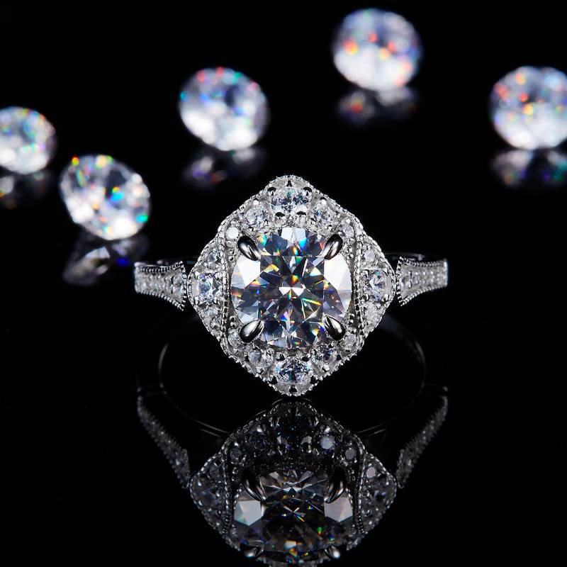 轻奢方包圆钻女戒S925银镀白金定制选款主石莫桑钻1.5ct/副石高碳钻