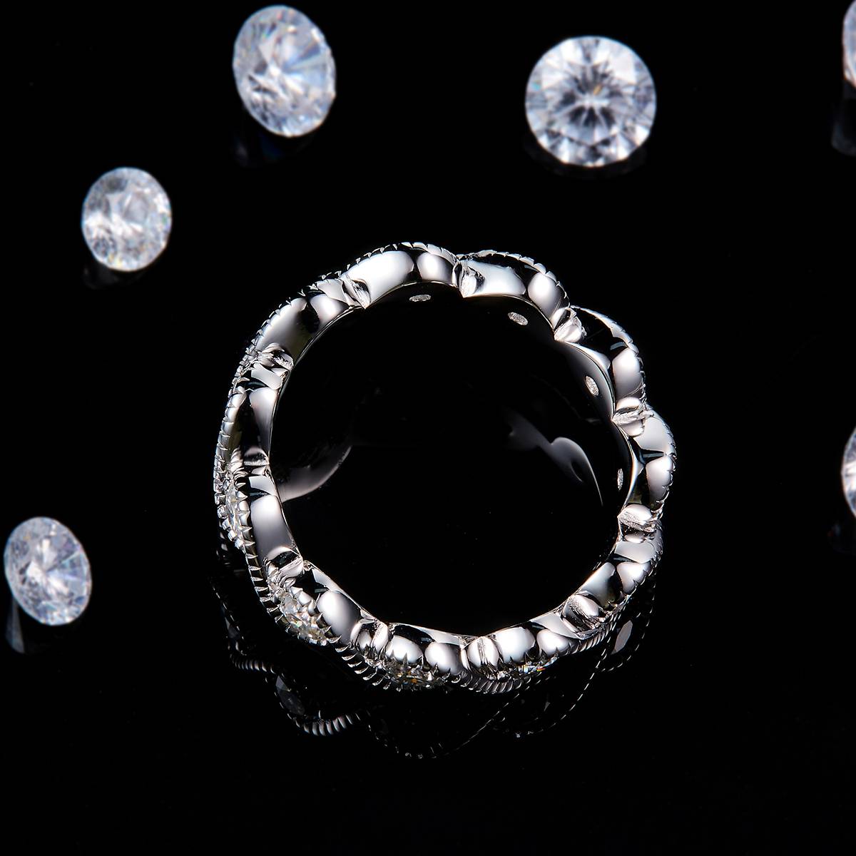 Twisted Arm Ring Women's Ring S925 Silver Plated Platinum Customized Selection Side Stone Moissanite 1.1ct