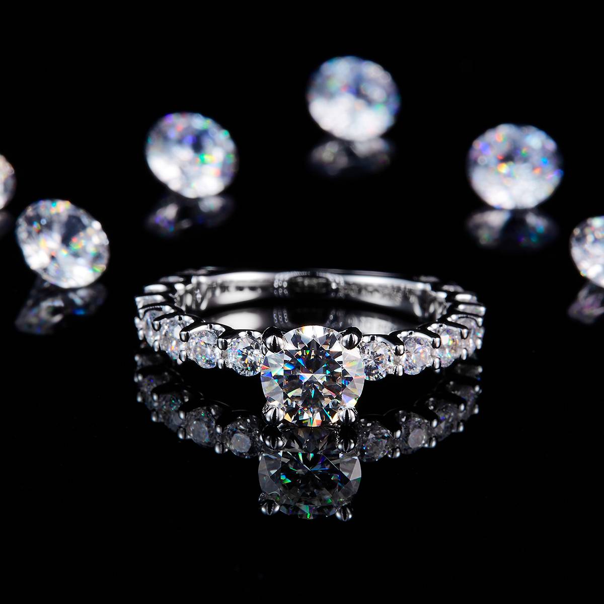 Full Diamond Four Claw Women's Ring S925 Silver Plated Platinum Customized Selection Main Stone Moissanite 1.0ct/Side Stone Cubic Zirconia