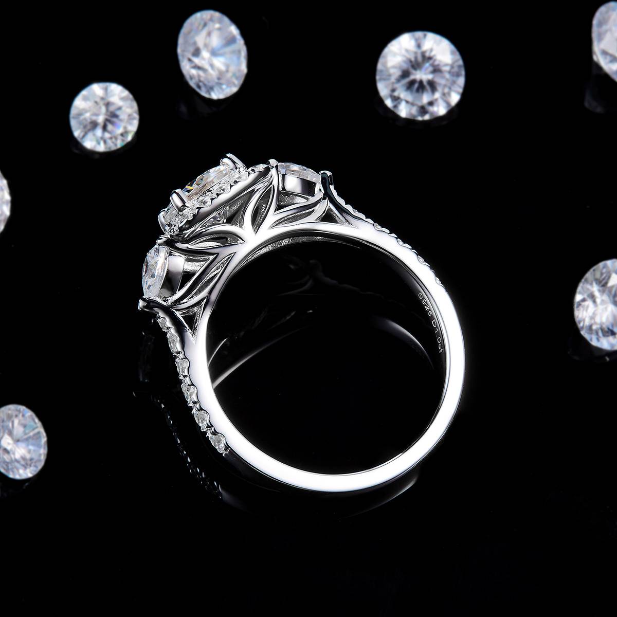 三石款方包圆钻女戒S925银镀白金定制选款主石莫桑钻1.0ct/副石高碳钻