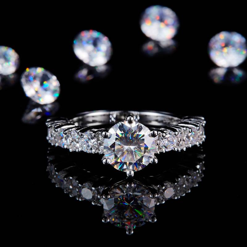 满钻六爪Women's RingS925银镀白金定制选款主石Moissanite1.5ct/副石高碳钻