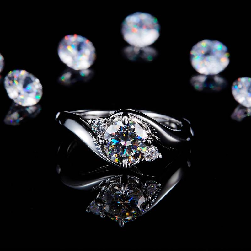 扭臂Women's RingS925银镀白金定制选款主石Moissanite1.0ct/副石高碳钻
