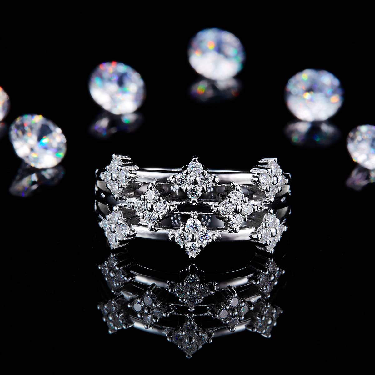 Fashion lined S925 silver plated platinum customized option Side Stone Moissanite 0.48ct