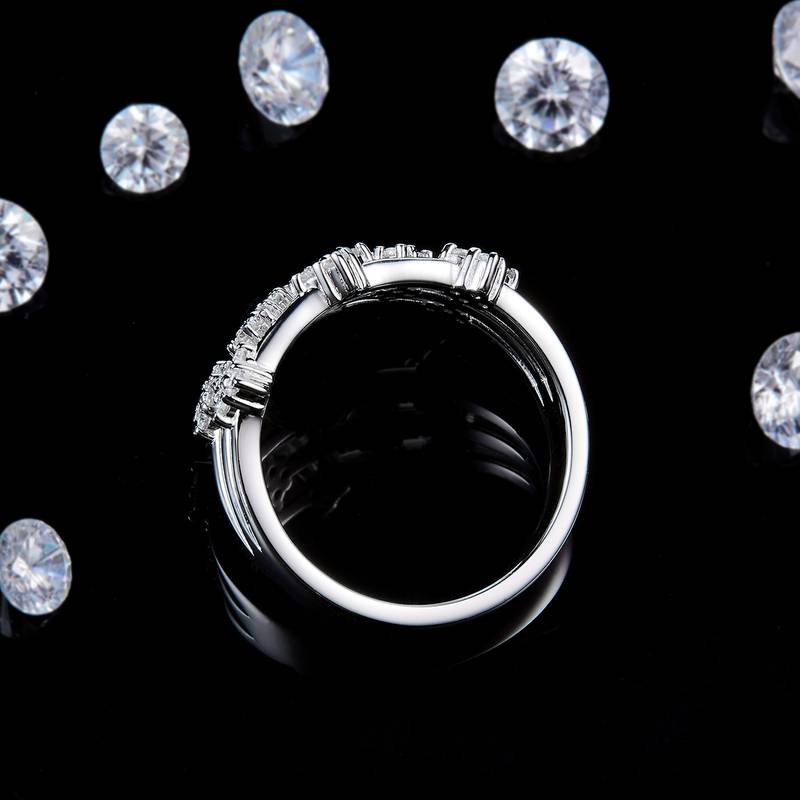 Fashion款排戒S925银镀白金定制选款副石Moissanite0.48ct
