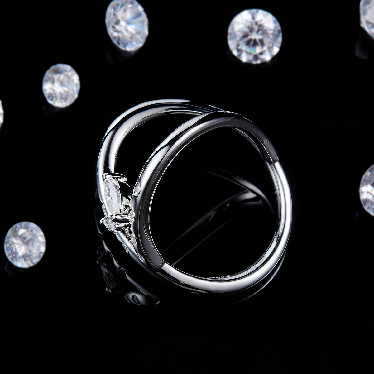 Y-shaped ring S925 silver plated platinum customized option Side Stone Moissanite 0.4ct