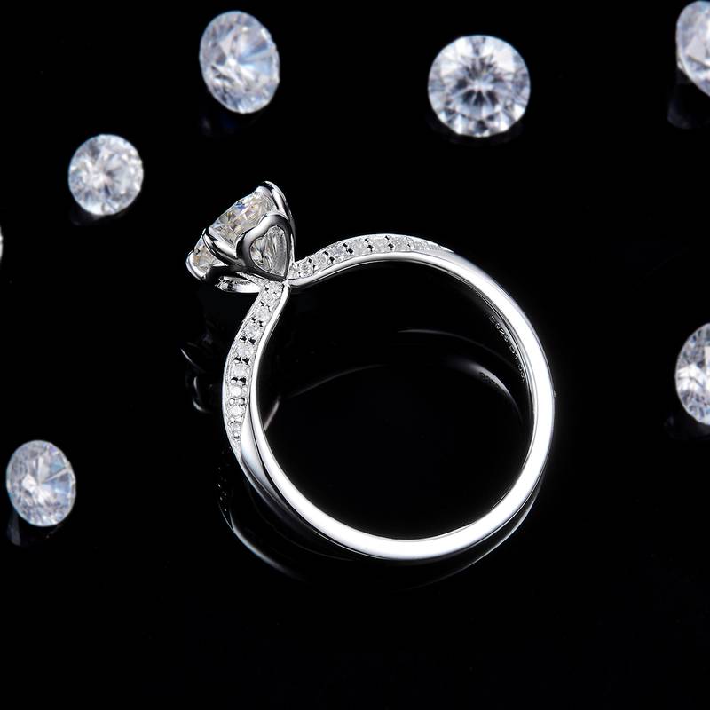 爱心四爪Women's RingS925银镀白金定制选款主石Moissanite1.0ct/副石高碳钻
