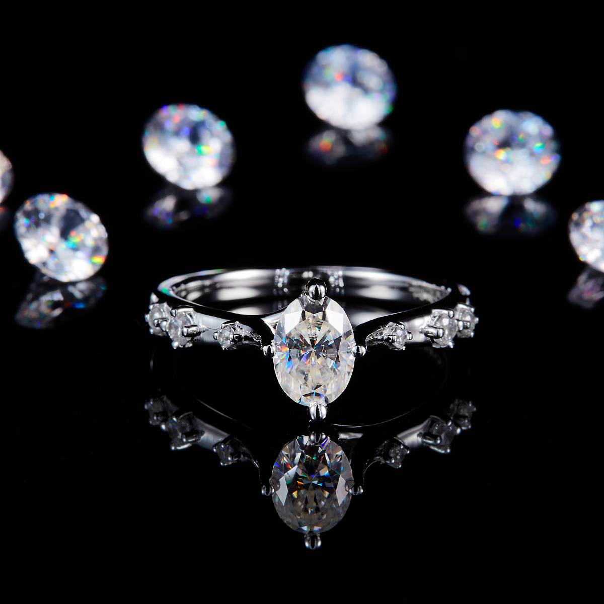 蛋形女戒S925银镀白金定制选款主石莫桑钻1.0ct/副石高碳钻