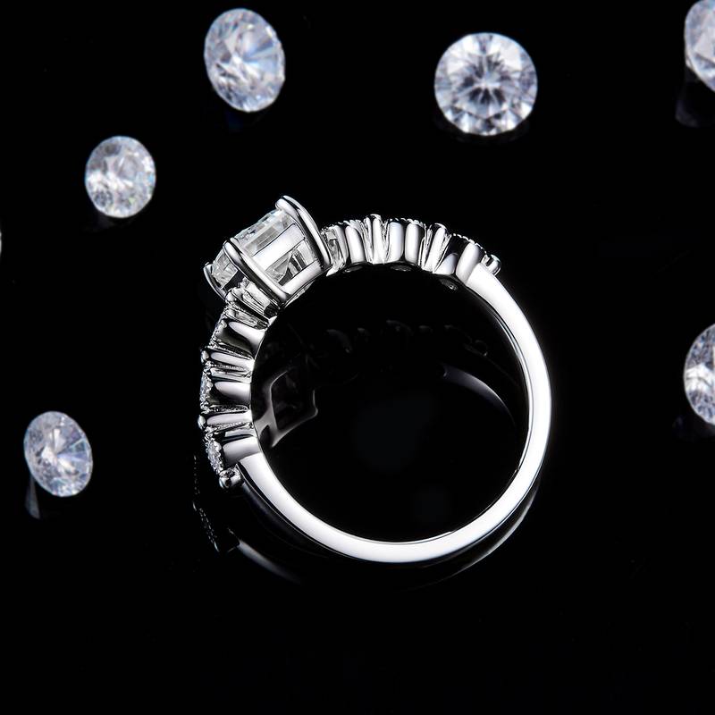 小方钻Women's RingS925银镀白金定制选款主石Moissanite1.0ct/副石高碳钻