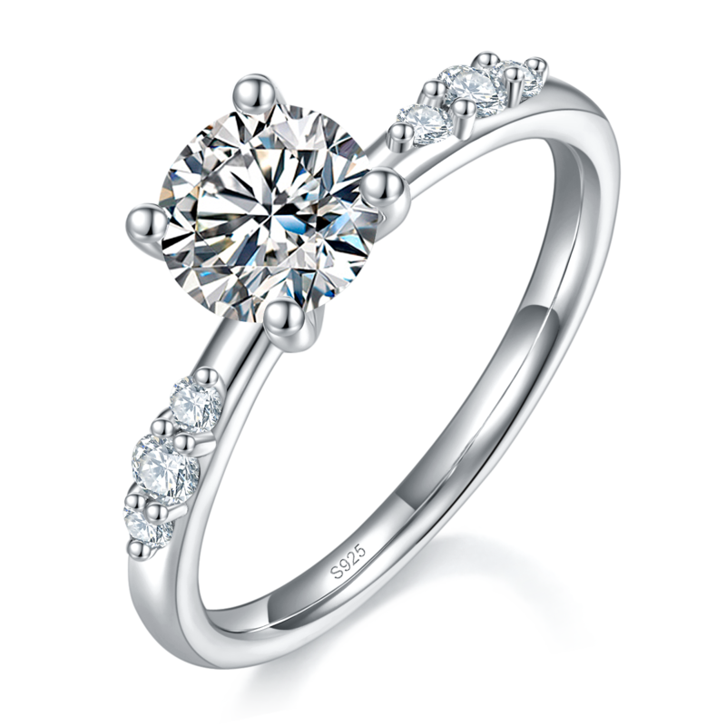 四爪圆钻女戒S925银镀白金定制选款主石莫桑钻1.0ct/副石高碳钻