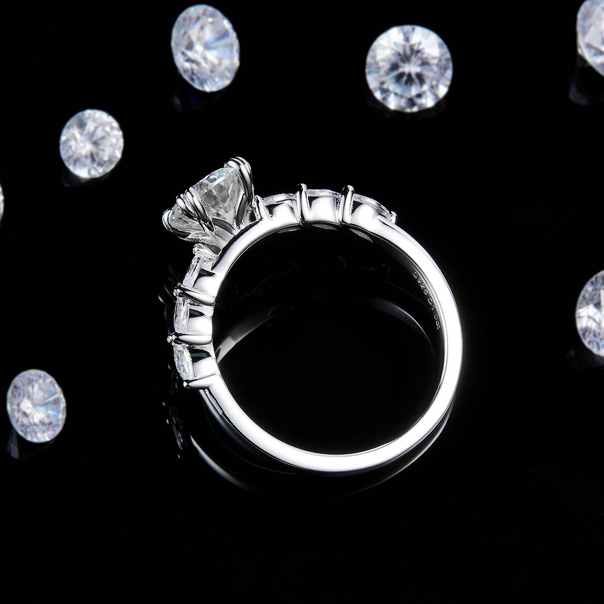 Fashion Round Diamond Women's Ring S925 Silver Plated Platinum Customized Selection Main Stone Moissanite 1.0ct/Side Stone Cubic Zirconia