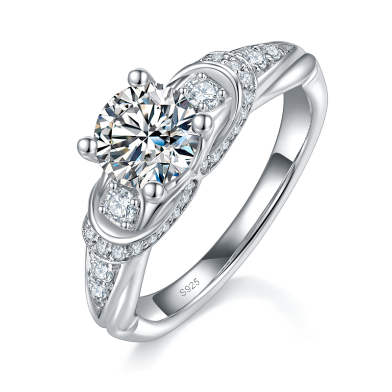 Affordable Luxury四爪Women's RingS925银镀白金定制选款主石Moissanite1.0ct/副石高碳钻