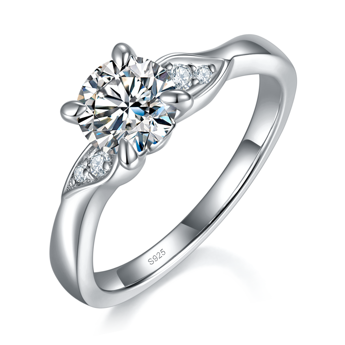 时尚四爪女戒S925银镀白金定制选款主石莫桑钻1.0ct/副石高碳钻