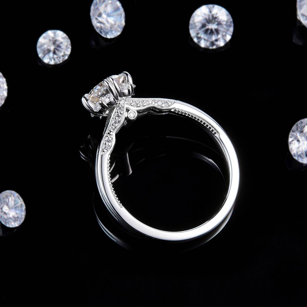 Y-shaped Love Claw Women's Ring S925 Silver Plated Platinum Customized Selection Main Stone Moissanite 1.0ct/Side Stone Cubic Zirconia