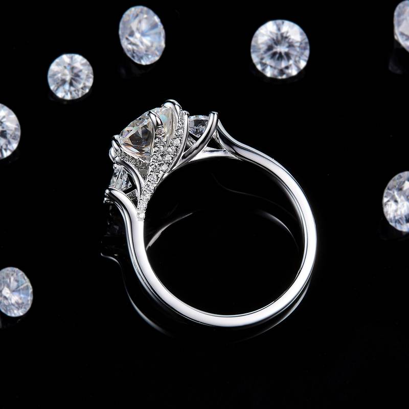三石款Women's RingS925银镀白金定制选款主石Moissanite2.0ct/副石高碳钻