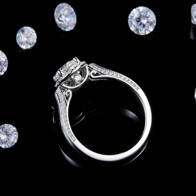 光臂圆包Women's RingS925银镀白金定制选款主石Moissanite1.0ct/副石高碳钻