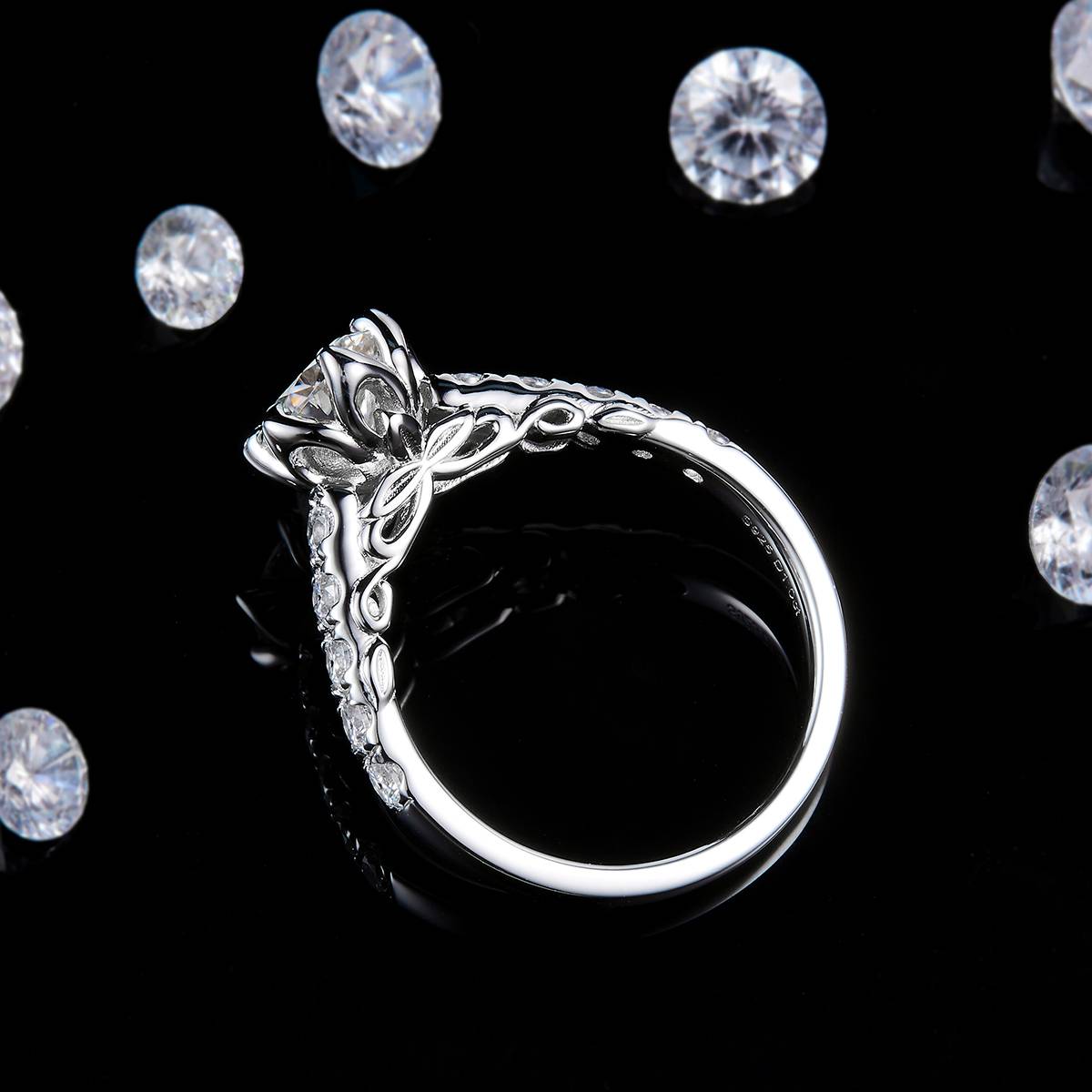 Petal Six Claw Women's Ring S925 Silver Plated Platinum Customized Selection Main Stone Moissanite 1.0ct/Side Stone Cubic Zirconia
