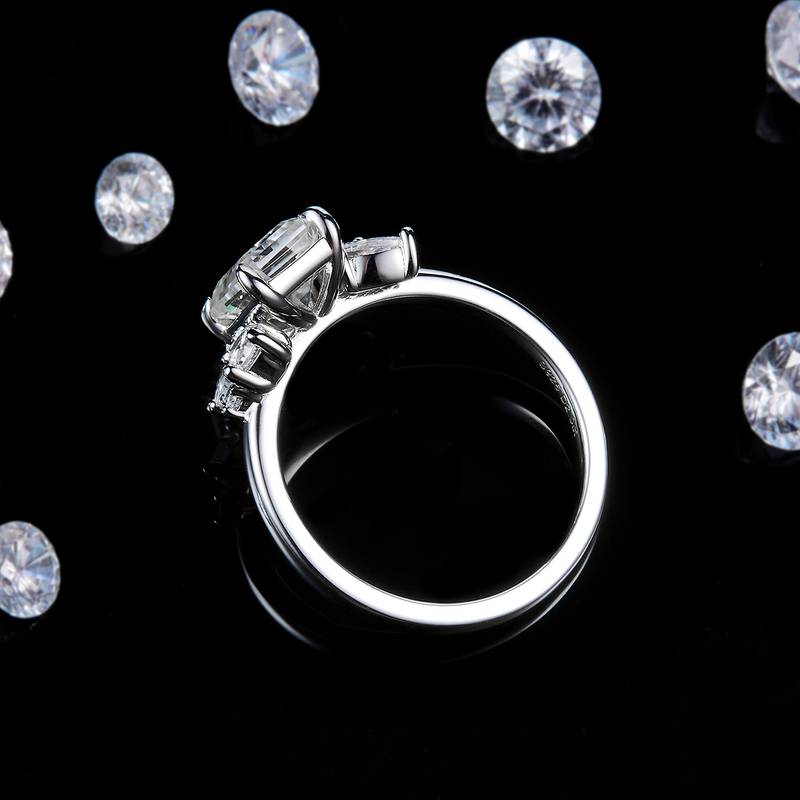 祖母绿切割Women's RingS925银镀白金定制选款主石Moissanite2.0ct/副石高碳钻