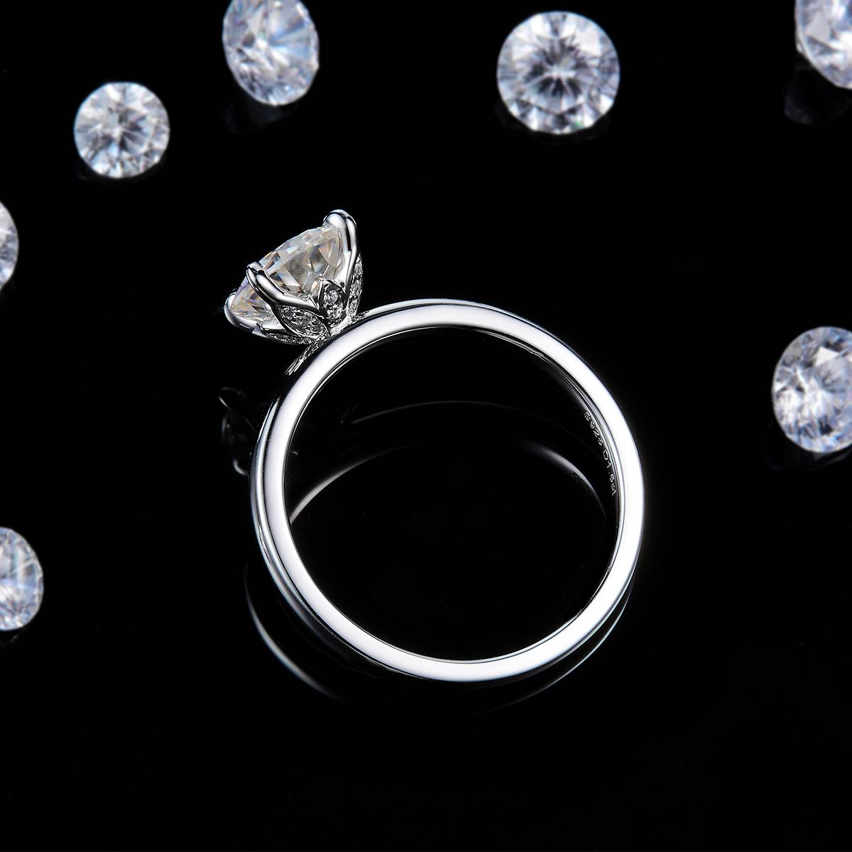 Bare arm broken diamond micro inlaid petal four claw women's ring S925 silver plated platinum customized selection main stone Moissanite 1.5ct/Side Stone Cubic Zirconia