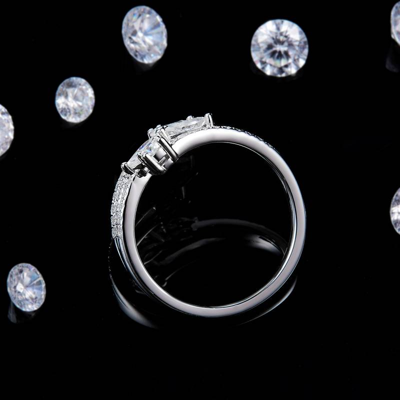 异形拼钻排戒S925银镀白金定制选款副石莫桑钻1.37ct