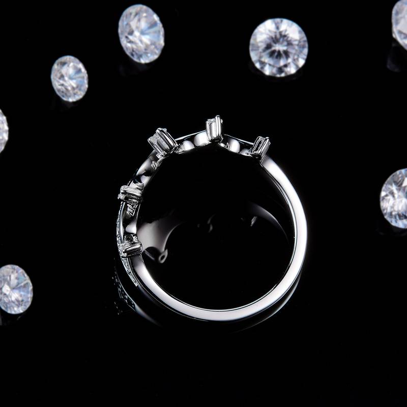 皇冠排戒S925银镀白金定制选款副石Moissanite0.51ct