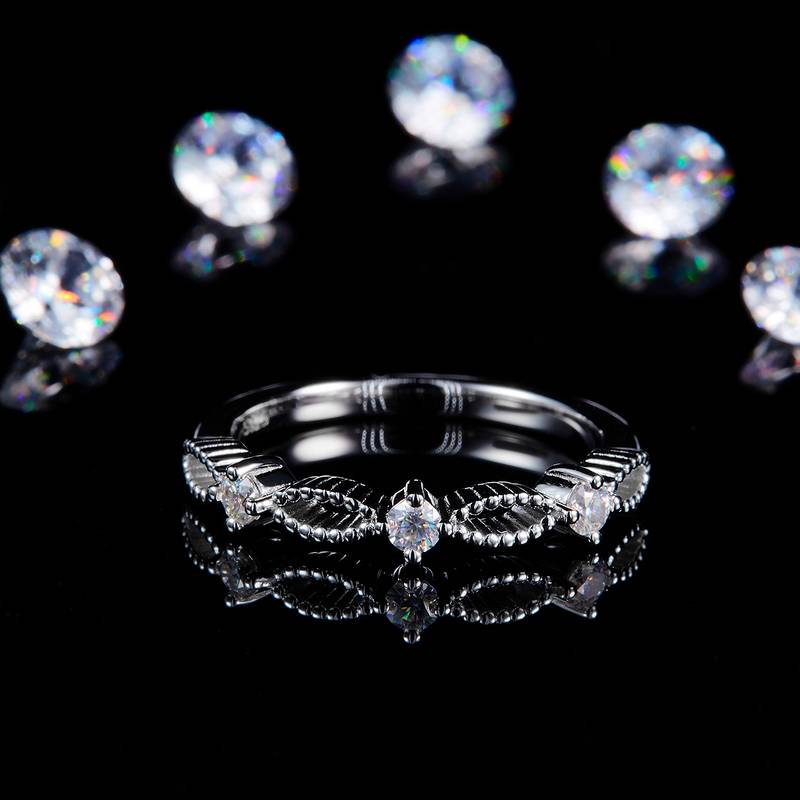 简约Fashion款排戒S925银镀白金定制选款副石Moissanite0.18ct