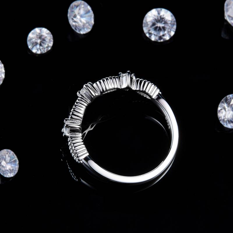 简约Fashion款排戒S925银镀白金定制选款副石Moissanite0.18ct