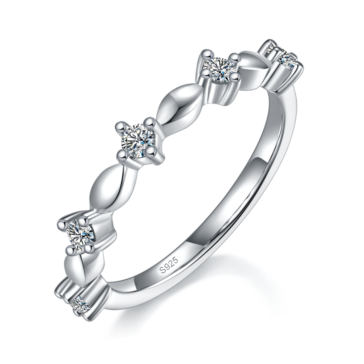 Customized Side Stone Moissanite 0.2ct for the S925 silver plated platinum ring, a niche fashion style
