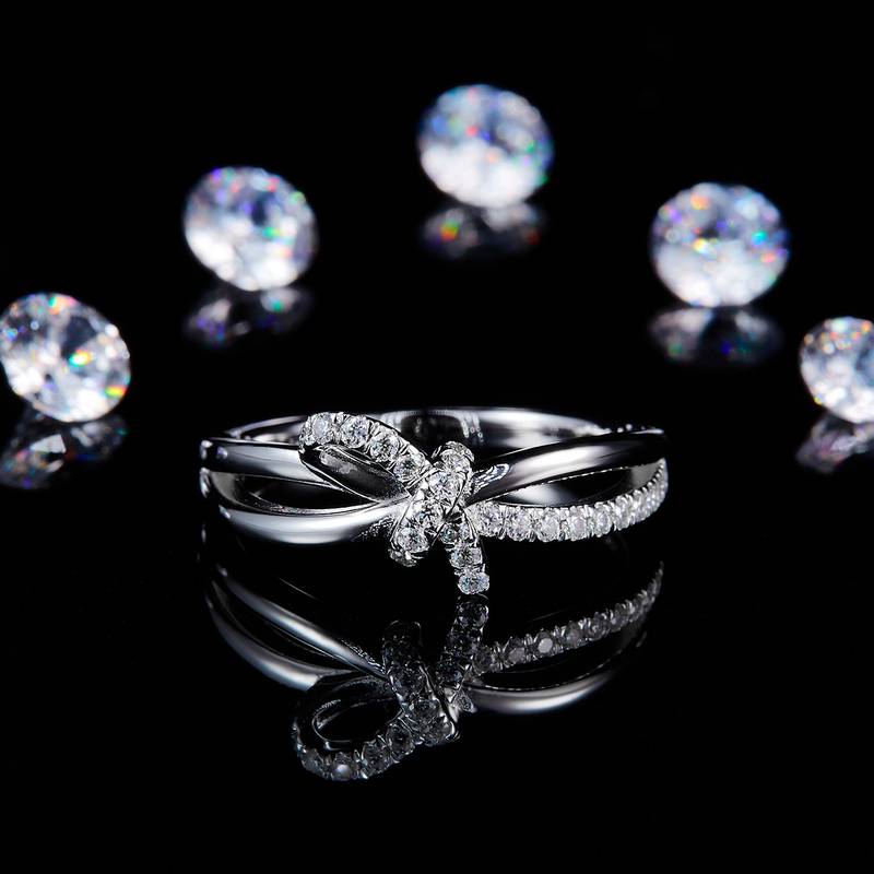 蝴蝶结排戒S925银镀白金定制选款副石莫桑钻0.21ct