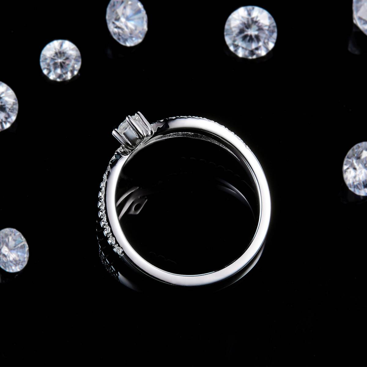 V形双臂排戒S925银镀白金定制选款副石莫桑钻0.33ct