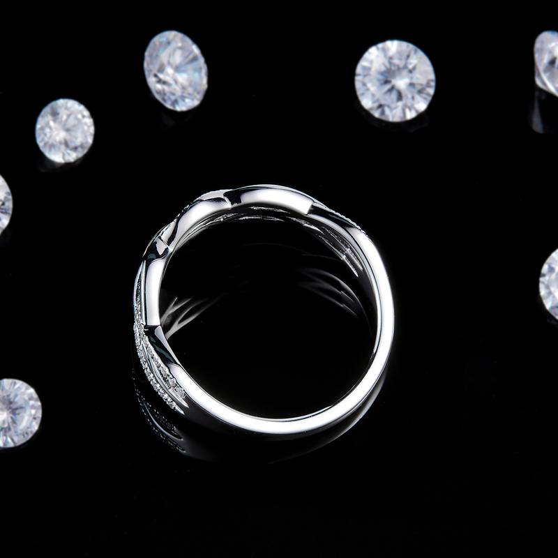 Affordable Luxury波浪交叉排戒S925银镀白金定制选款副石Moissanite0.168ct