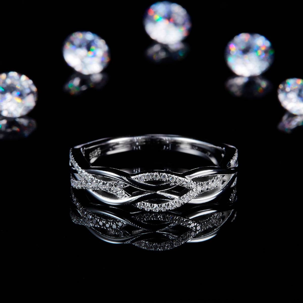 Light Luxury Wave Cross Row Ring S925 Silver Plated Platinum Customized Selection Side Stone Moissanite 0.168ct