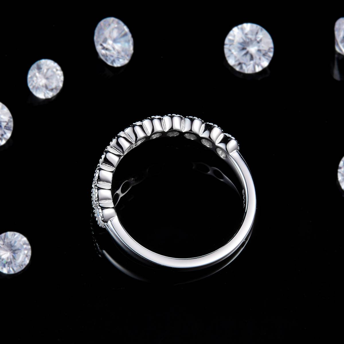 Versatile Stacked Band Guard Ring Pattern S925 Silver Plated Platinum Customized Selection Side Stone Moissanite 0.21ct