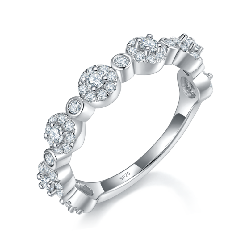 轻奢半圈碎钻排戒S925银镀白金定制选款副石莫桑钻0.64ct