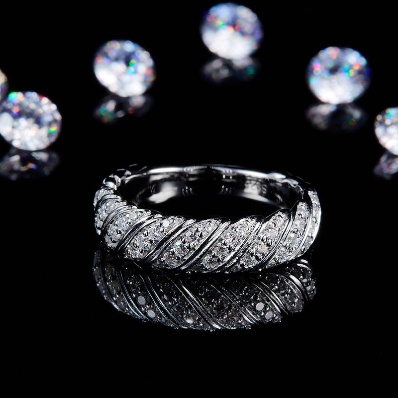 麻花扭纹线条排戒S925银镀白金定制选款副石莫桑钻0.4ct
