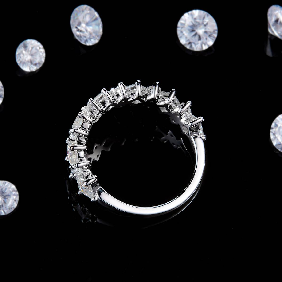 时尚个性不规则女戒排戒S925银镀白金定制选款副石莫桑钻2.46ct