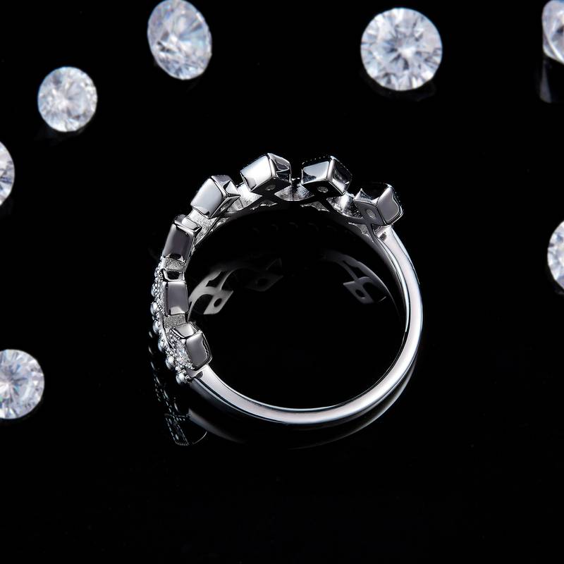 公主皇冠Women's Ring排戒S925银镀白金定制选款副石Moissanite0.14ct