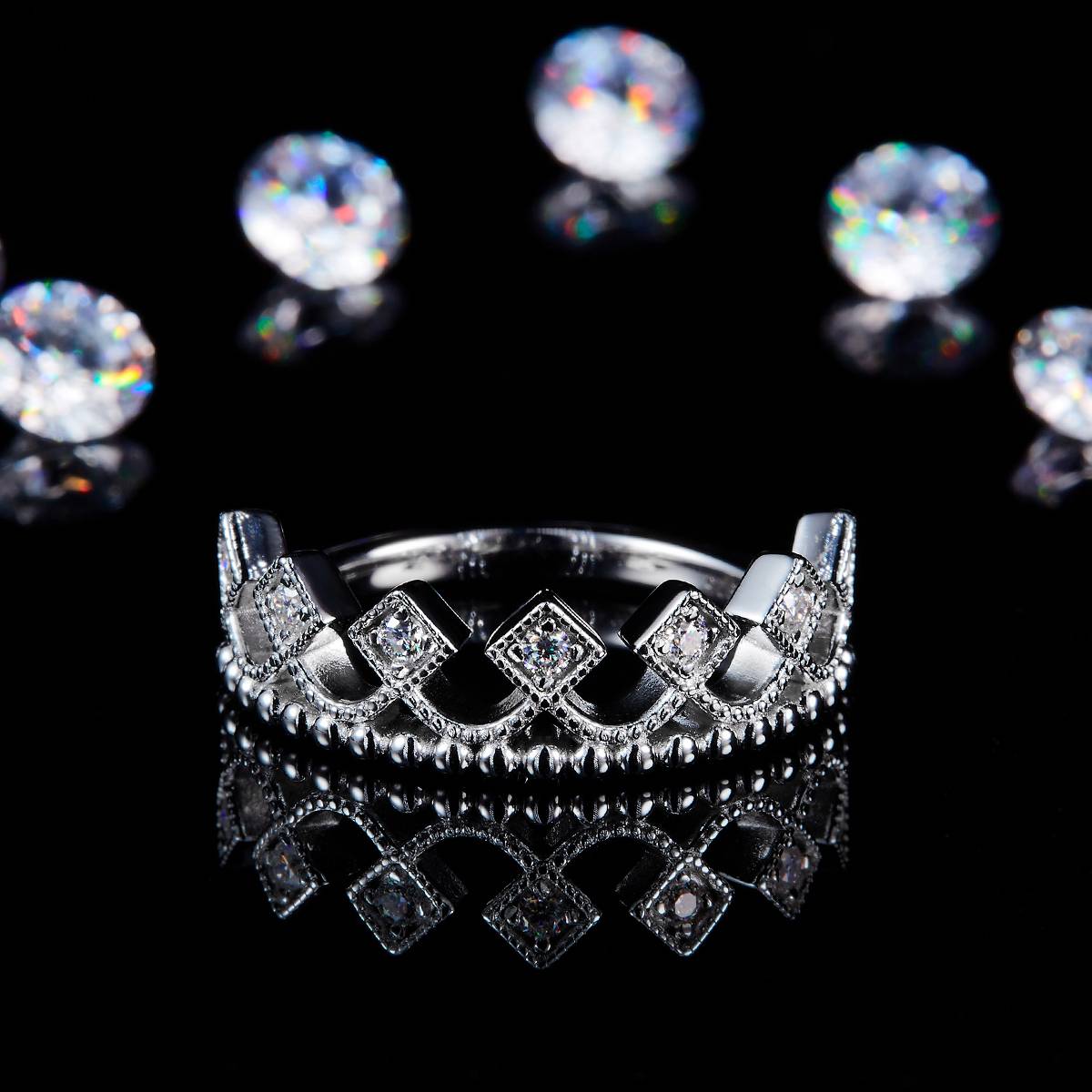 公主皇冠女戒排戒S925银镀白金定制选款副石莫桑钻0.14ct